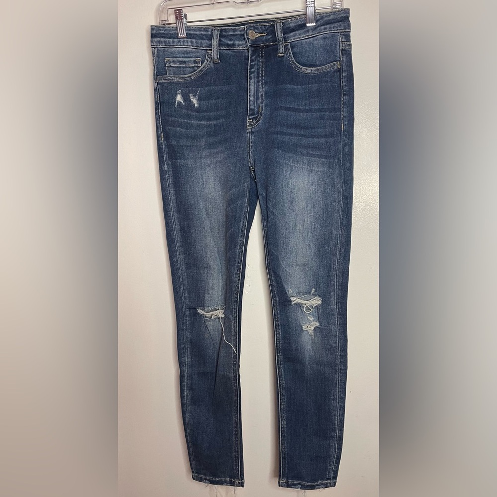 Flying Monkey l Distressed Skinny Jeans Blue Wash l Size 28 l Style Y2845